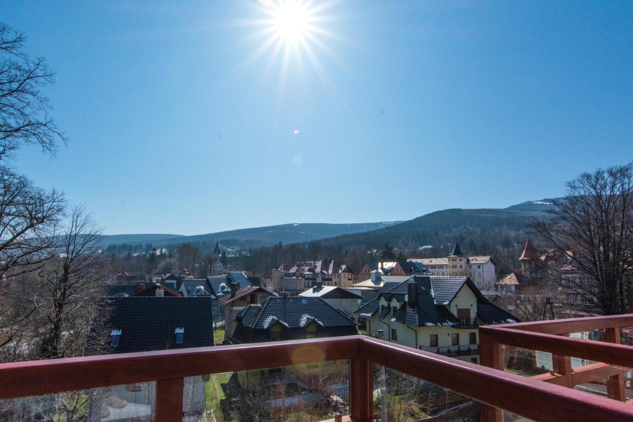 Apartamenty Izerskie - Ul. Sienkiewicza 9 Świeradów-Zdrój Exterior foto